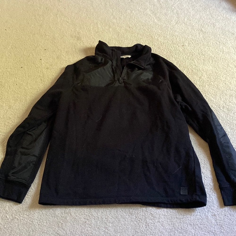 Calvin Klein Black long sleeve Fleece. Great condition!